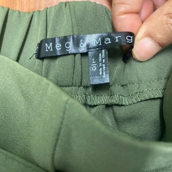 Meg & Margot Women's Olive Green Pants Size L NWT - Picture 8 of 14